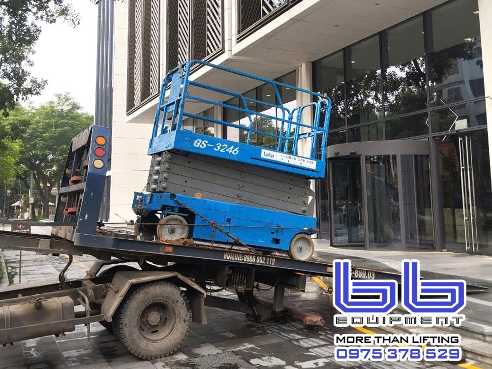 Cho thuê xe nâng người điện tại Quảng Ninh