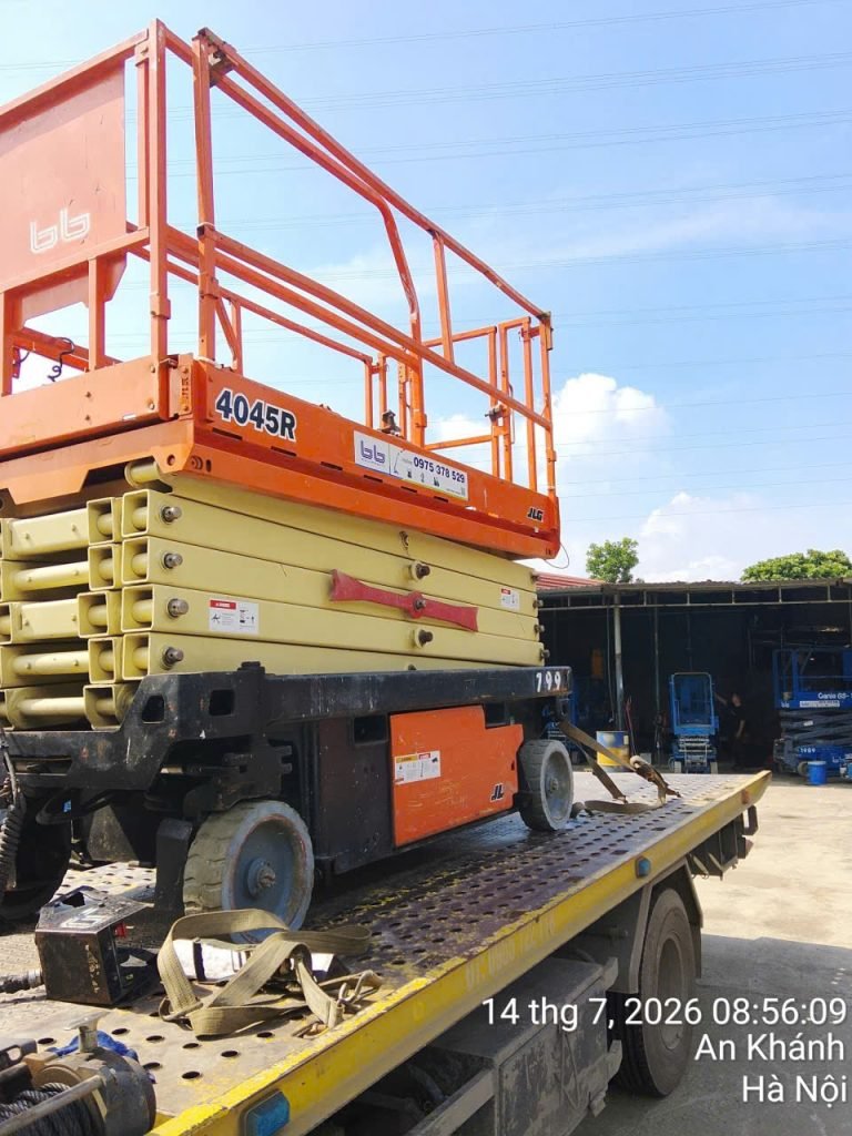 Công tác chuẩn bị cho xe đi Hải Phòng