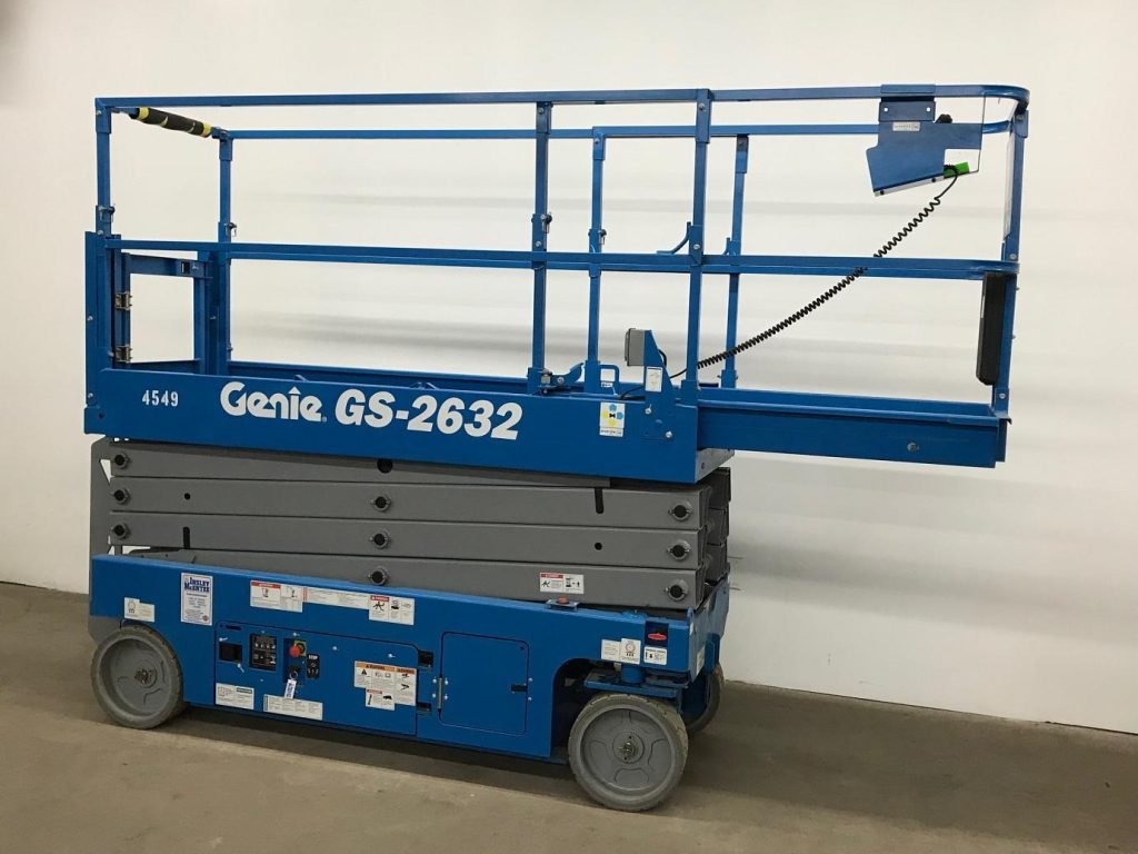 Thuê xe nâng người dầu Genie GS-2632