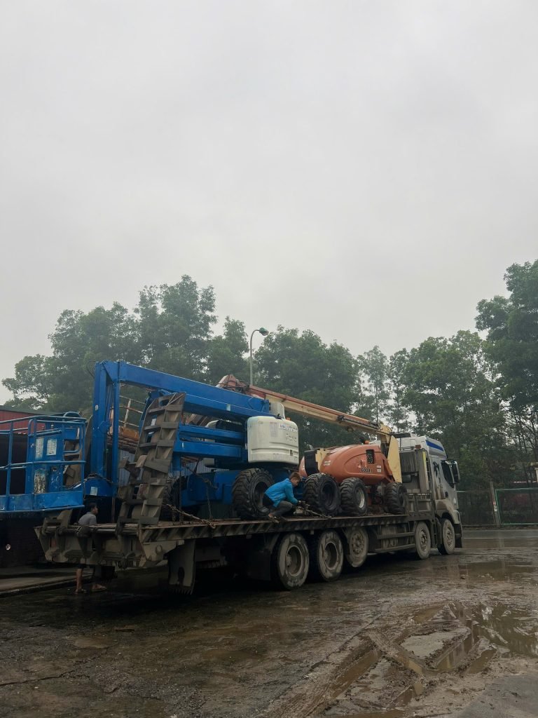 Thuê xe nâng người boomlift tại hà nam