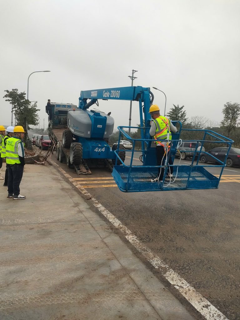Cho thuê xe 16m tại Đắk Lắk