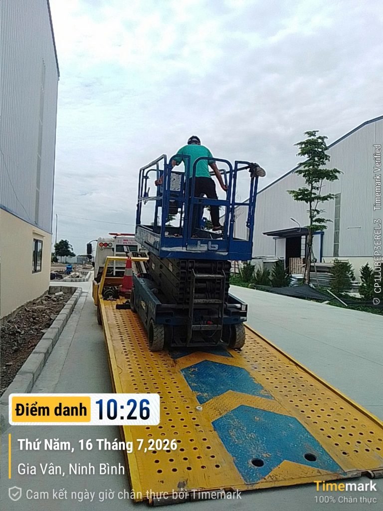 Thuê xe nâng 8m tại Gia Vân, Ninh Bình