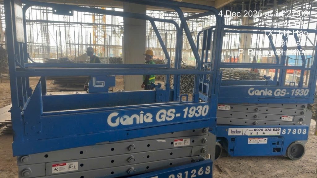 Cho thuê xe nâng Genie tại nhà máy Molex, kcn Thănng Long 2 Hưng Yên